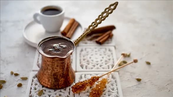 Kawa po turecku z kardamonem