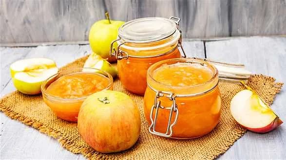 Jabłkowy chutney z kolendrą