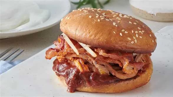 Kanapki z pulled porkiem