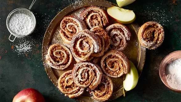 Cynamonki z ciasta francuskiego – przepis