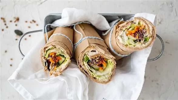 Kanapkowe wrapy z warzywami