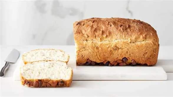 Chleb słonecznikowy z bakaliami