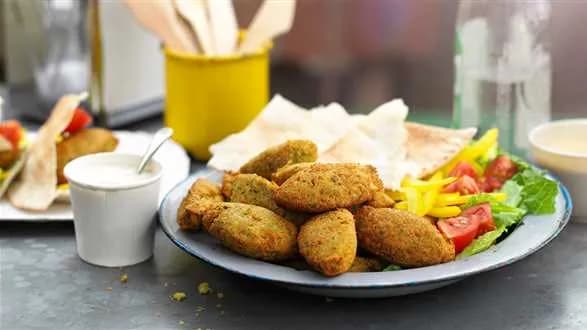 Falafel w chlebie pita