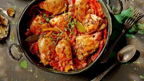 Kurczak po baskijsku z ryżem