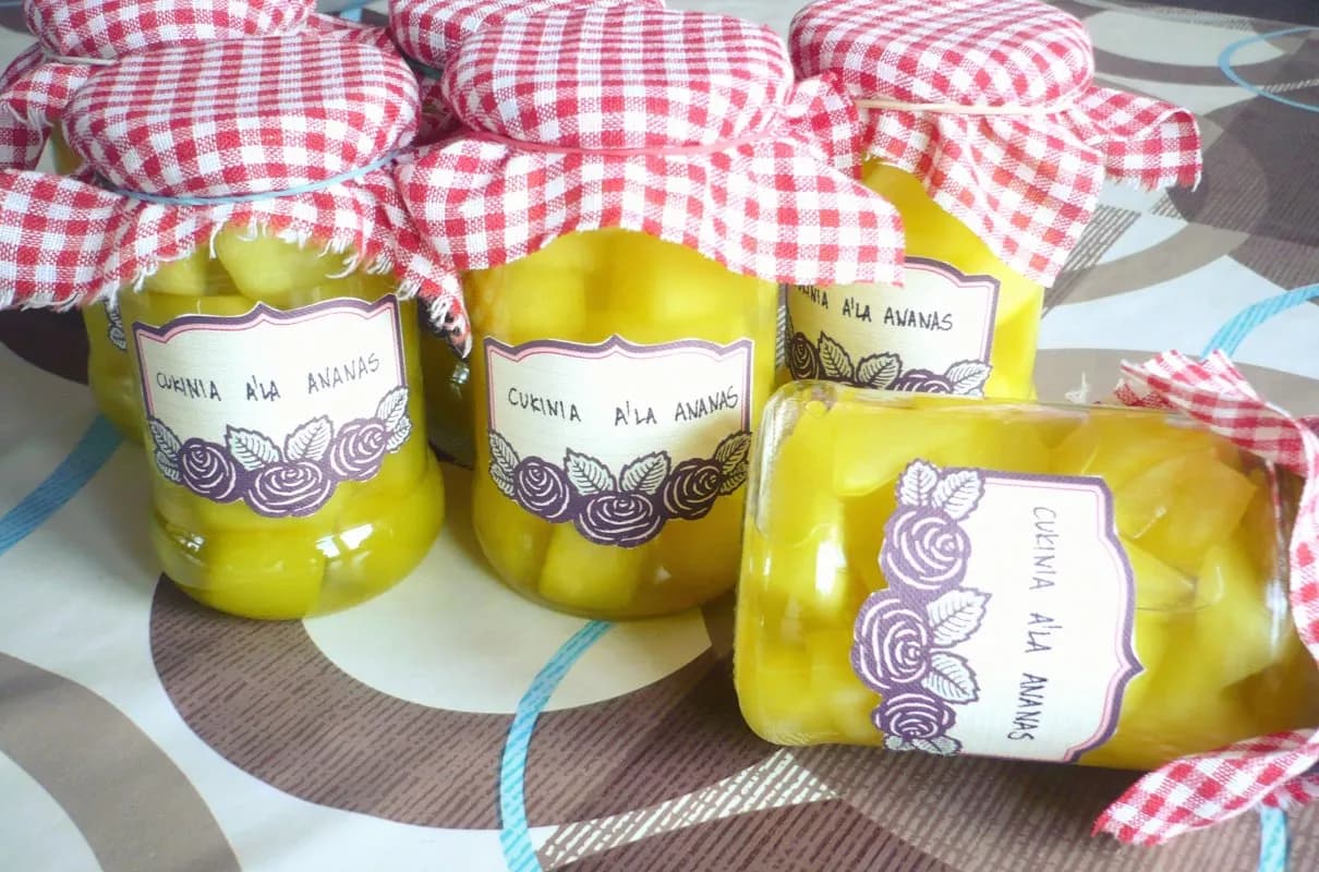 Cukinia na słodko jak ananas – zaskakujący przepis na słodkie przetwory