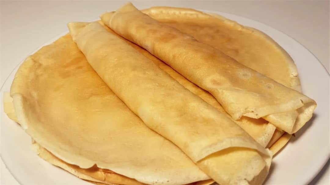 Tradycyjne naleśniki – prosty przepis na idealne ciasto bez błędów i porady