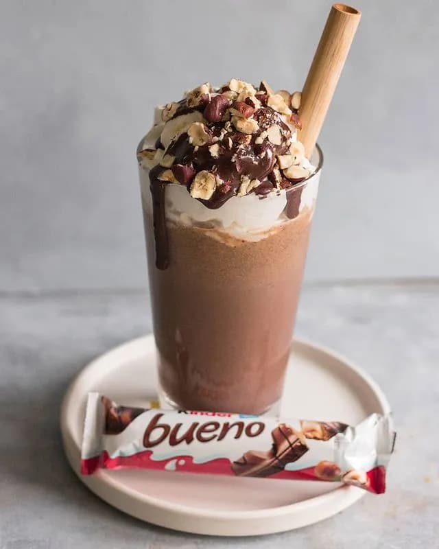 Jak zrobić pyszny shake czekoladowy bez lodów – prosty przepis dla każdego