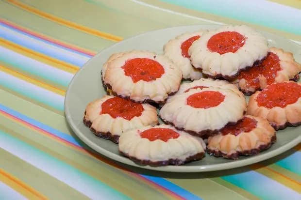 Jak zrobić szybkie ciastka w 15 minut – prosty przepis bez wysiłku