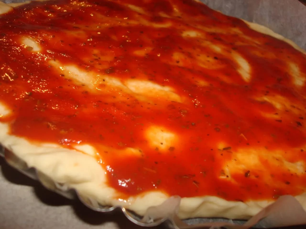 Przepis na ciasto do pizzy Pizza Hut, które zachwyci Twoich gości